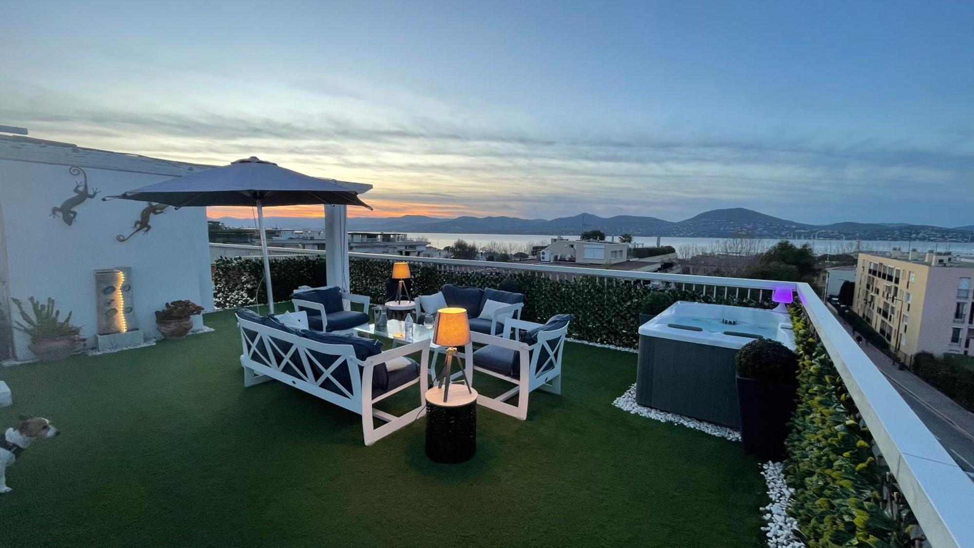 Saint Tropez Sea View Penthouse Apartment Exterior photo